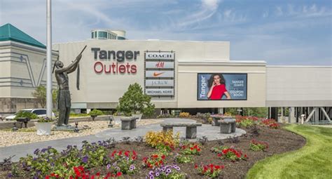 outlets near mohegan sun casino|TANGER OUTLETS.